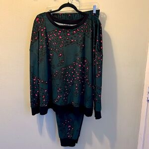 Simply Vera Vera Wang women’s pajamas